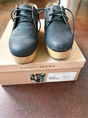 Sydney Brown Platform Derby Vegan Size 39